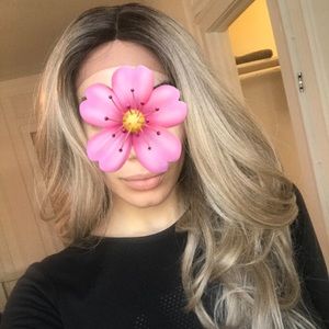 Ash blonde wig - brown lace - 25”